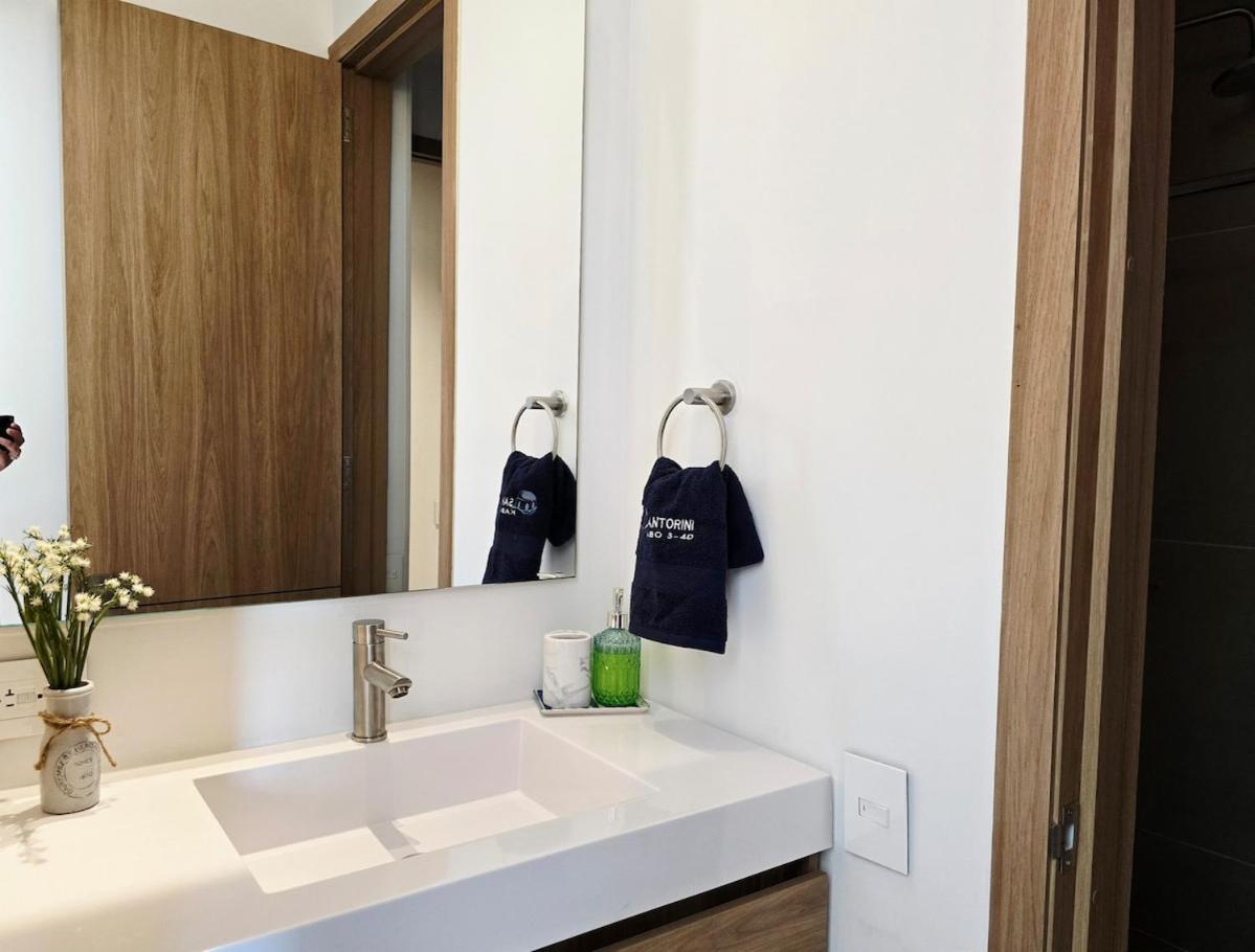 Santorini Baia Kristal Con Playa Unica En Apartment Cartagena